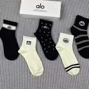 Alo Yoga Socks 5 Pack